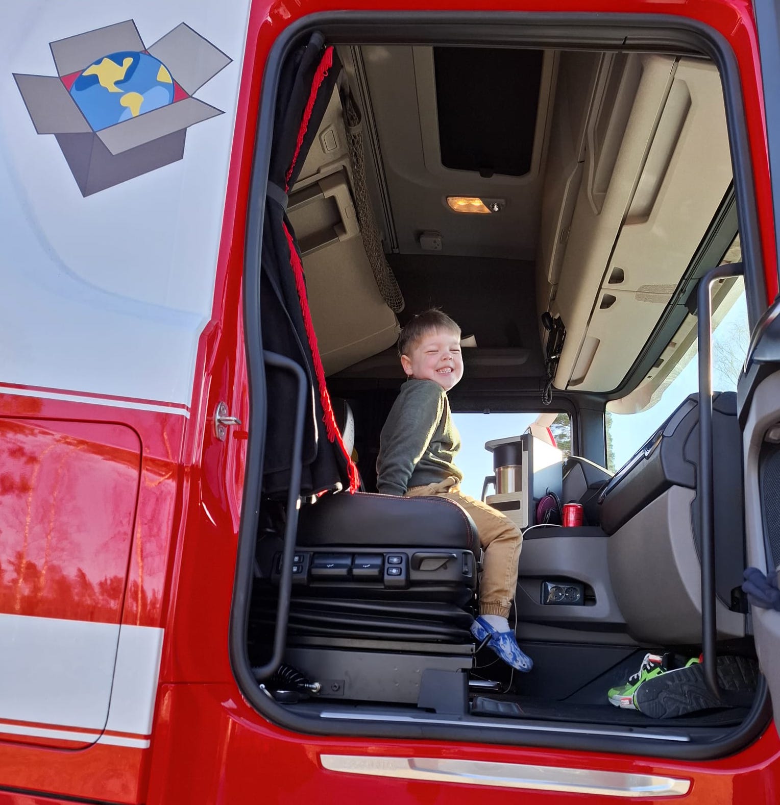 Moving with Children: Tips and Experiences