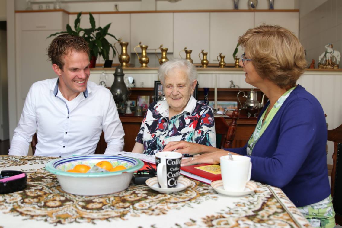 Senioren verhuizen met zorg