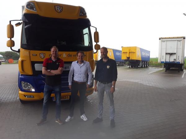 Collaboration in Moves to Ameland and Schiermonnikoog